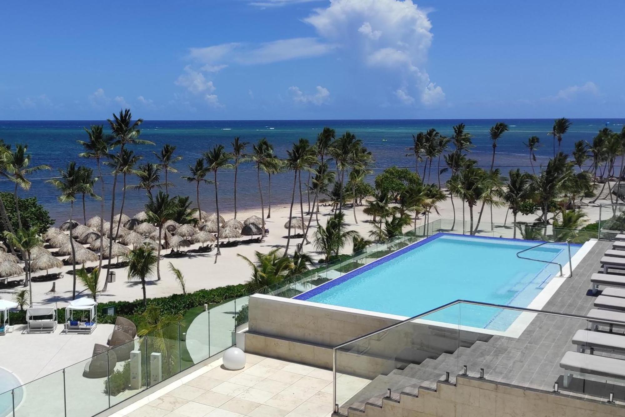 Serenade Punta Cana Beach & Spa Resort Exterior photo