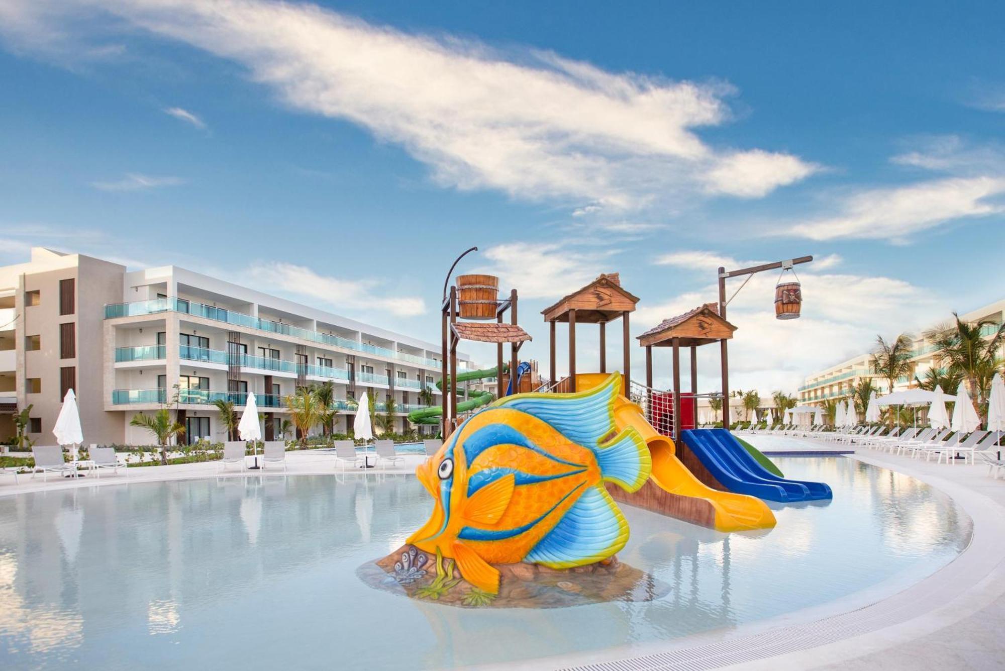 Serenade Punta Cana Beach & Spa Resort Exterior photo